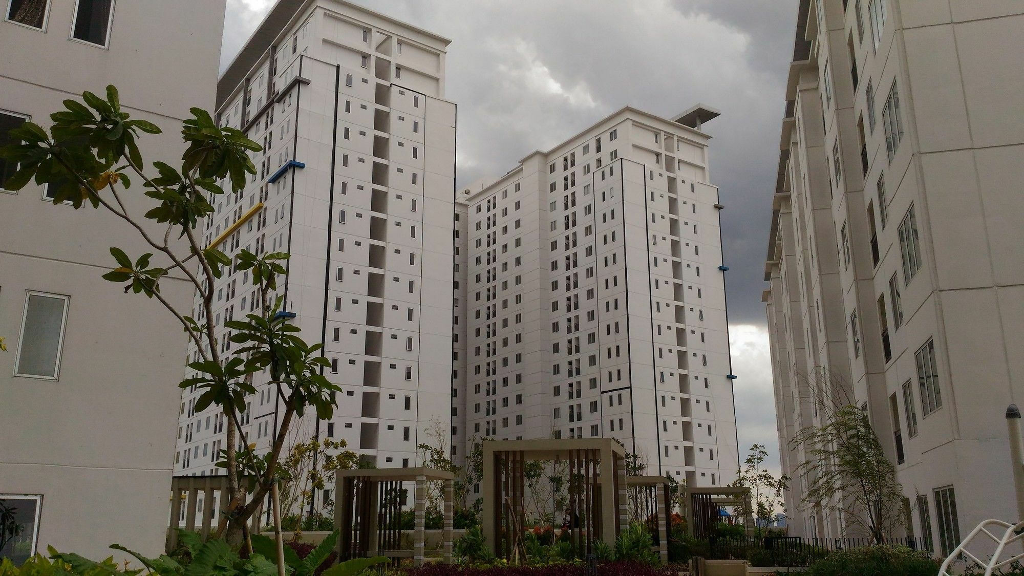 Bassura City By Mediapura Jatinegara Экстерьер фото